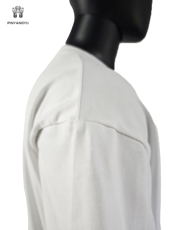 benutzerdefinierter DTG-Druck und Stickdesign im Oversize-Stil