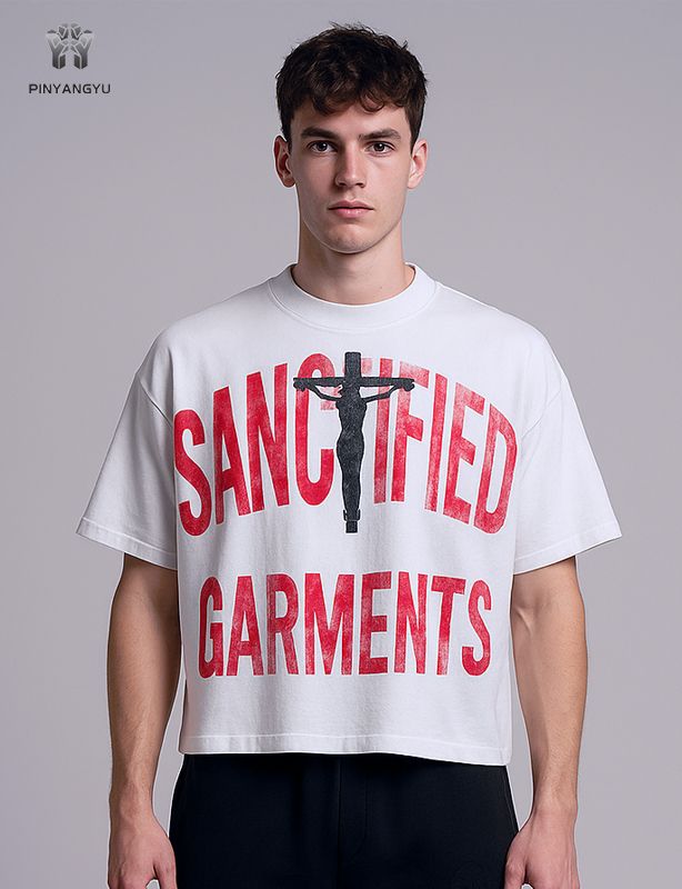Individuelles Boxy-T-Shirt und Siebdruck